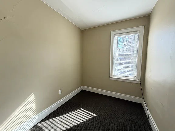 2 bed 1 bath- 261 Richmond Ave #1, Buffalo, NY 14222