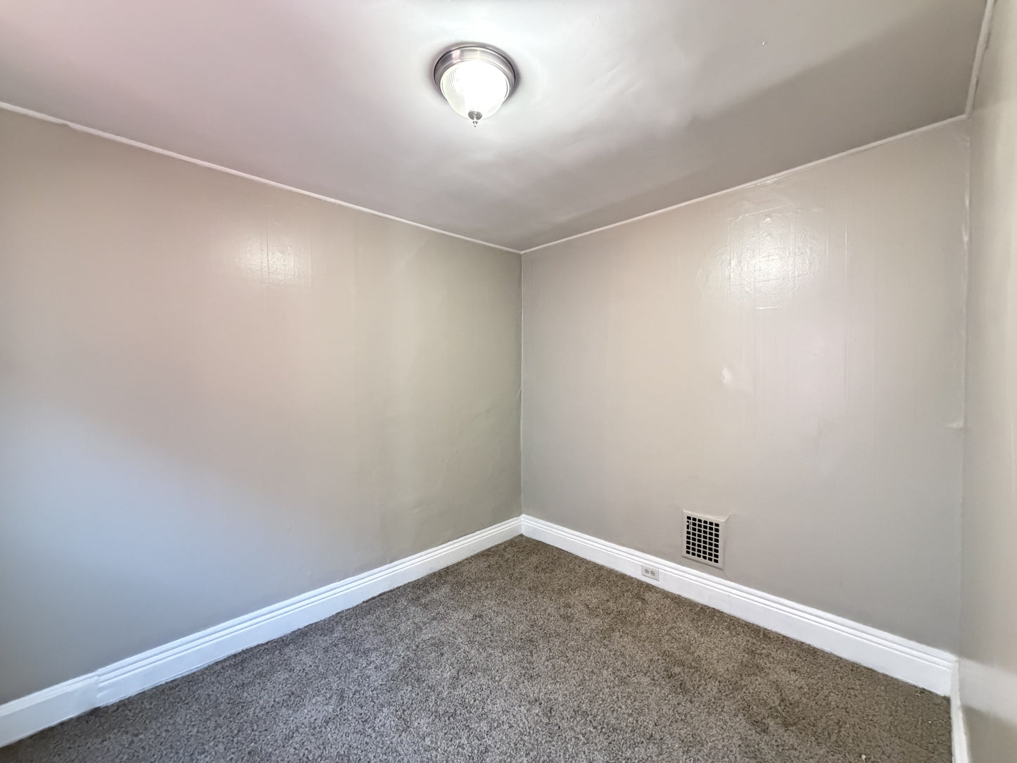 3 bed 1 bath - 364 Fargo Avenue - 2 - Upper Buffalo, NY 14213