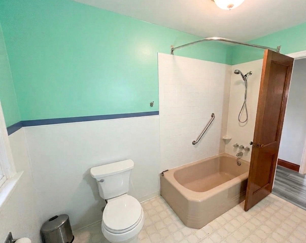2 bed 1 bath - 1811 Weston Avenue - 1 Niagara Falls, NY 14305