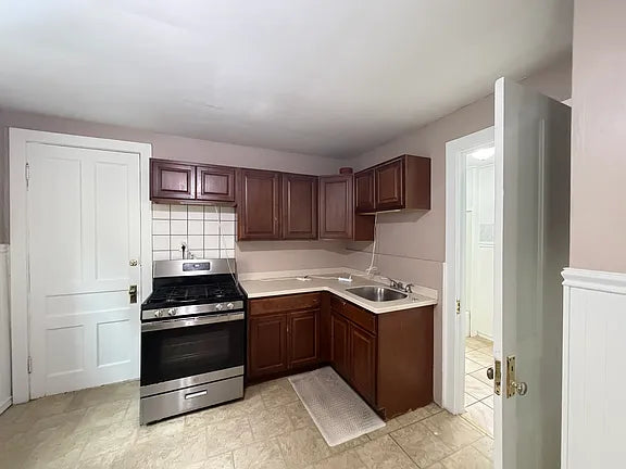 2 bed 1 bath - 768 Prospect Ave, APT 1, Buffalo, NY 14213