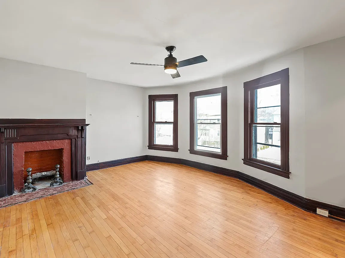 4 bed 1 bath- 834 Elmwood Ave #2, Buffalo, NY 14222