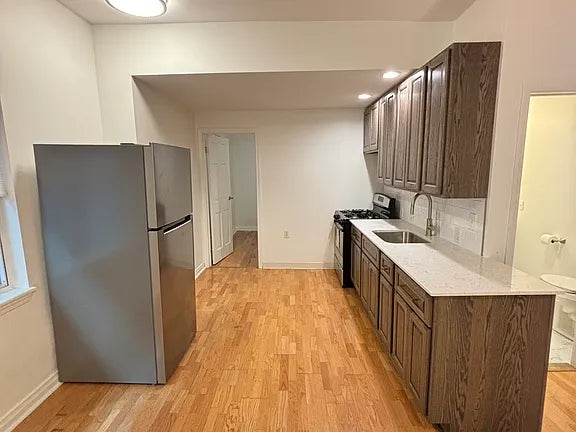 735 Ashland Ave, Buffalo NY 14222