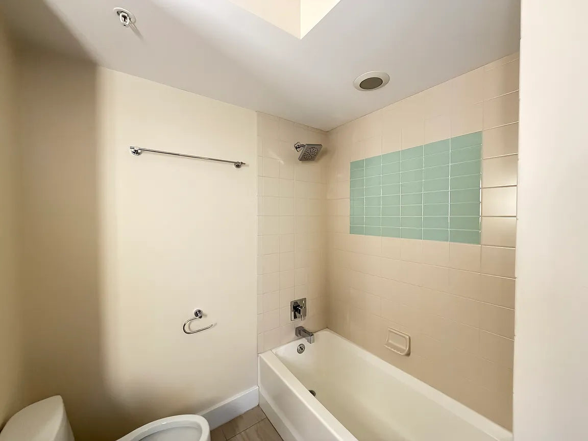 1 bed 2 bath - 111 Genesee St, APT 200, Buffalo, NY 14203