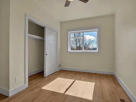 5 bed 2.5 bath- 284 Harding Rd, Buffalo, NY 14221