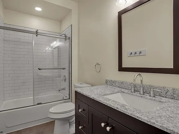 5 bed 2.5 bath- 284 Harding Rd, Buffalo, NY 14221