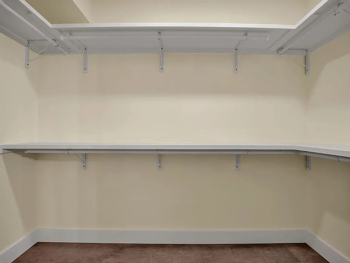 5 bed 2.5 bath- 284 Harding Rd, Buffalo, NY 14221