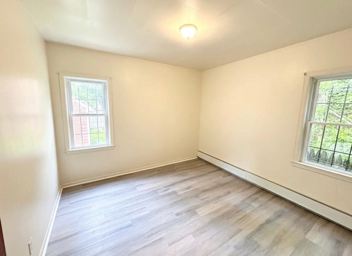 2 bed 1 bath - 1811 Weston Avenue - 1 Niagara Falls, NY 14305