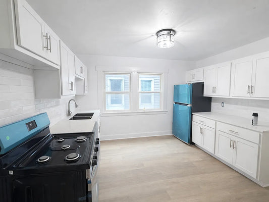 3 bed 1 bath- 20 Macamley St #1, Buffalo, NY 14220