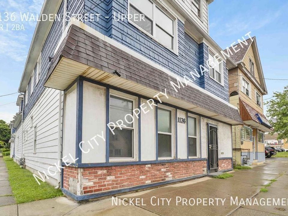3 bed 1.5 bath - 1136 Walden Ave, APT 2, Buffalo, NY 14211