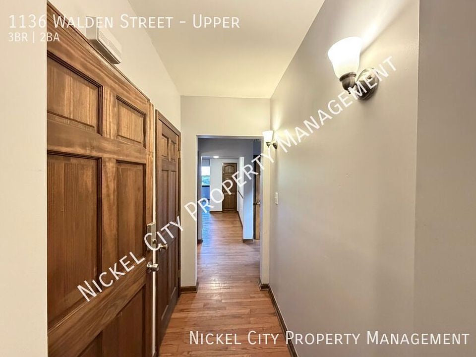 3 bed 1.5 bath - 1136 Walden Ave, APT 2, Buffalo, NY 14211