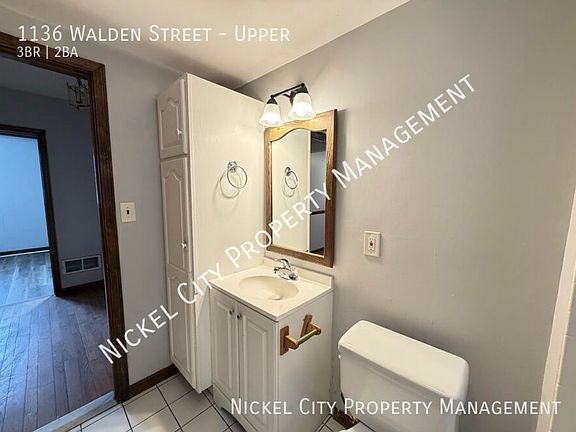 3 bed 1.5 bath - 1136 Walden Ave, APT 2, Buffalo, NY 14211