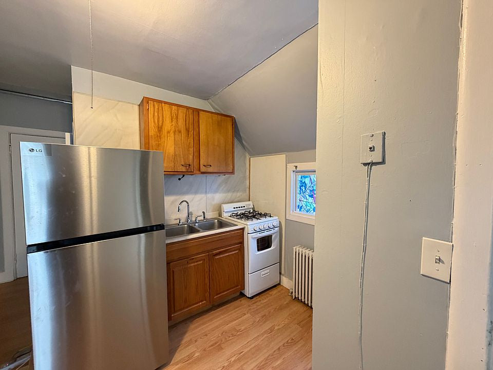 1 bed 1 bath - 26 Shields Ave, # 2, Buffalo, NY 14213
