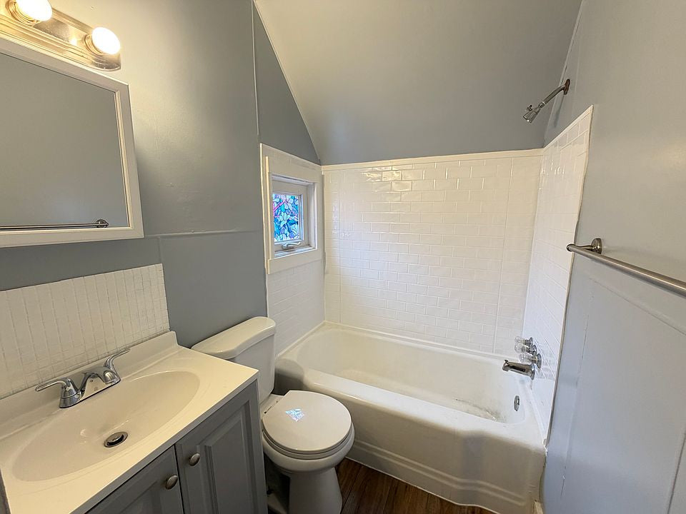 1 bed 1 bath - 26 Shields Ave, # 2, Buffalo, NY 14213