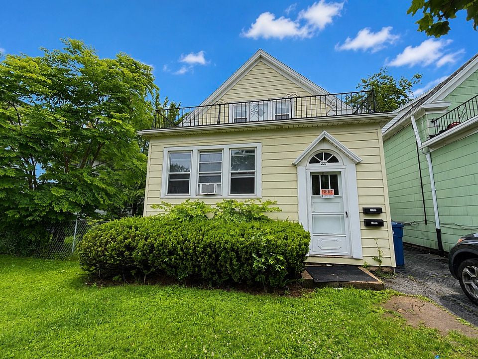 2 bed 1 bath - 227 Heath St Floor 2, Buffalo, NY 14214