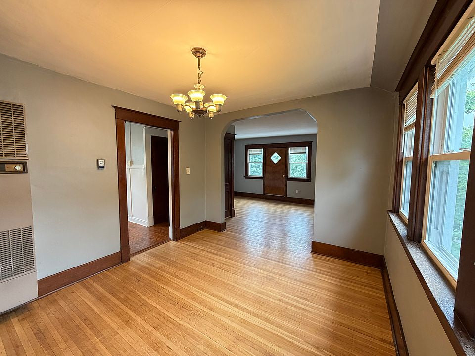 2 bed 1 bath - 227 Heath St Floor 2, Buffalo, NY 14214