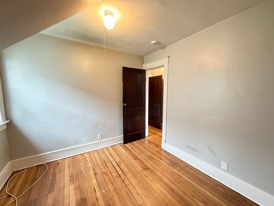 2 bed 1 bath - 227 Heath St Floor 2, Buffalo, NY 14214