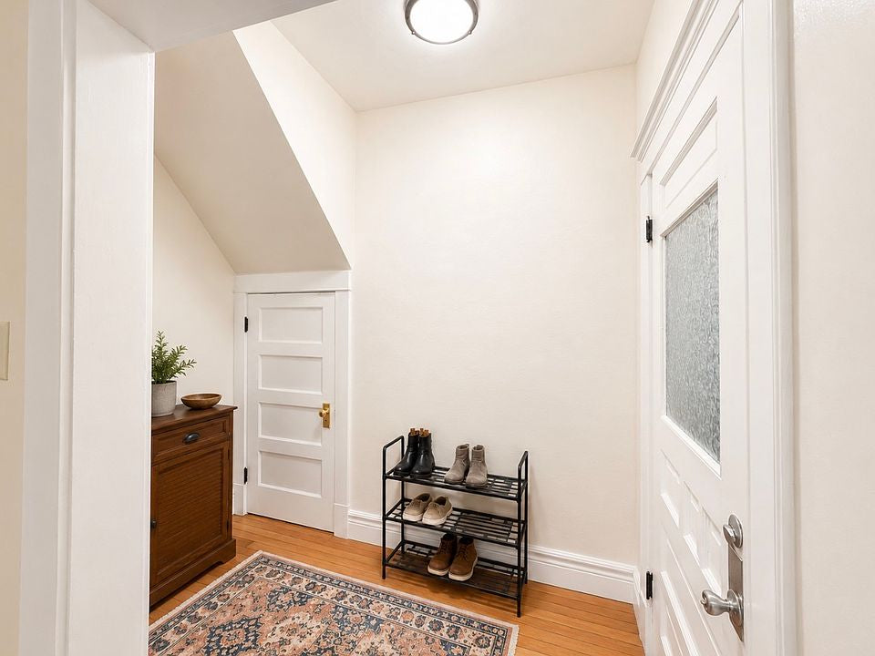 2 bed 1 bath - 110 Ledger St Floor 1, Buffalo, NY 14216