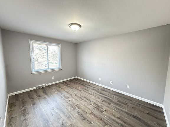 3 bed 1.5 bath - 4118 Highview Pkwy, Hamburg, NY 14075