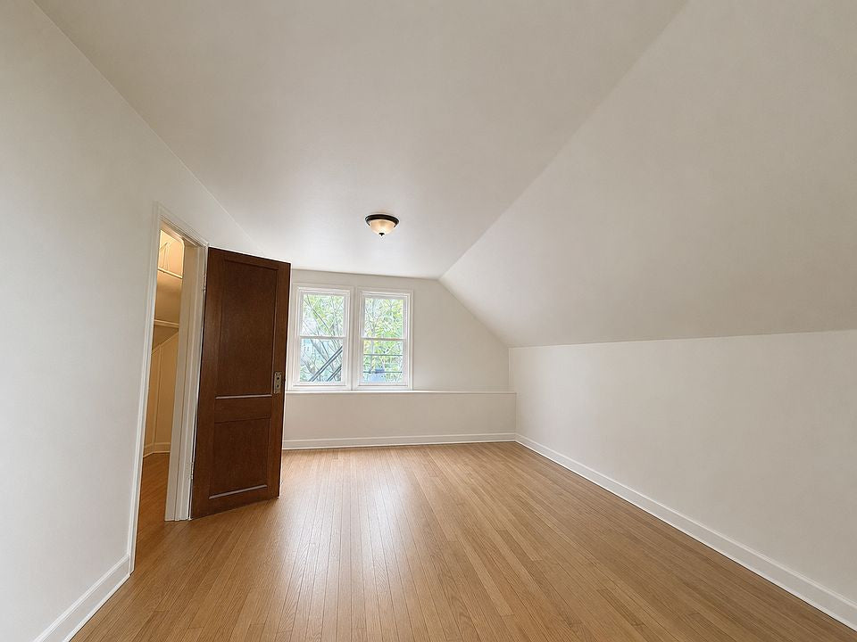 1 bed 1 bath - 329 Bird Ave, # 3, Buffalo, NY 14213