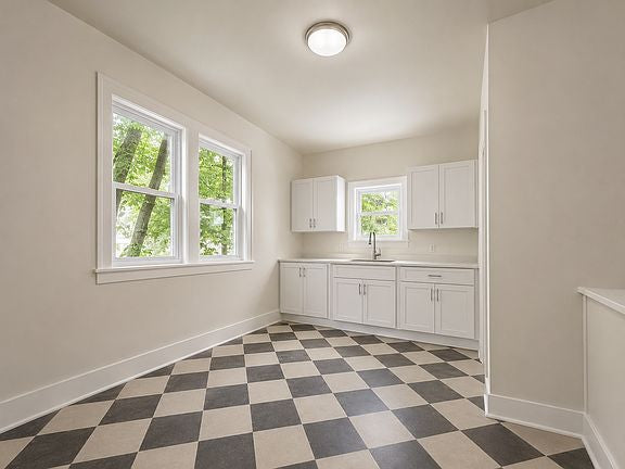 3 bed 1.5 bath - 329 Bird Ave, # 4, Buffalo, NY 14213