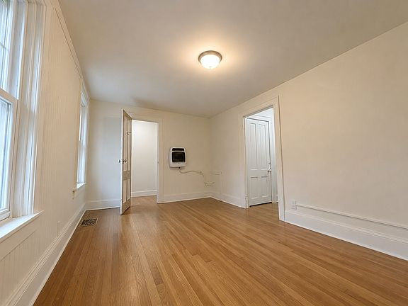 3 bed 1.5 bath - 329 Bird Ave, # 4, Buffalo, NY 14213