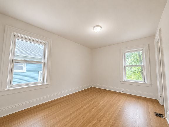 3 bed 1.5 bath - 329 Bird Ave, # 4, Buffalo, NY 14213