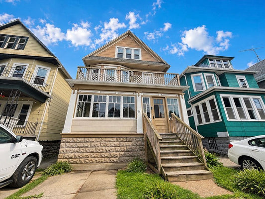 3 bed 1 bath - 51 Kamper Ave, Unit 1, Buffalo, NY 14210