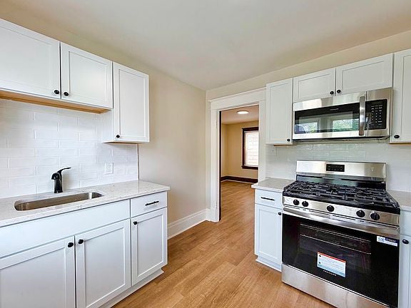 2 bed 1 bath - 74 Houston St, # 2, Buffalo, NY 14220