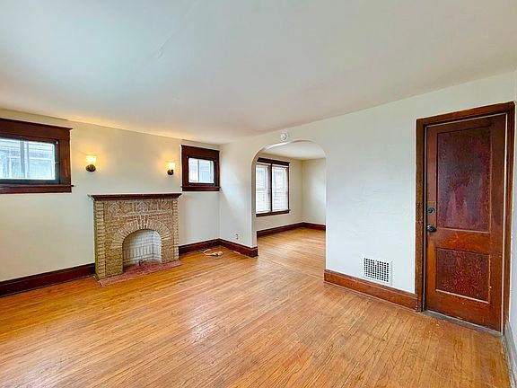 2 bed 1 bath - 74 Houston St, # 2, Buffalo, NY 14220