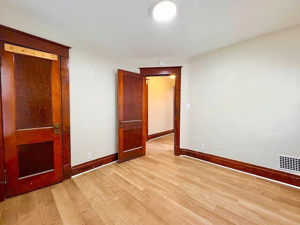 2 bed 1 bath - 74 Houston St, # 2, Buffalo, NY 14220