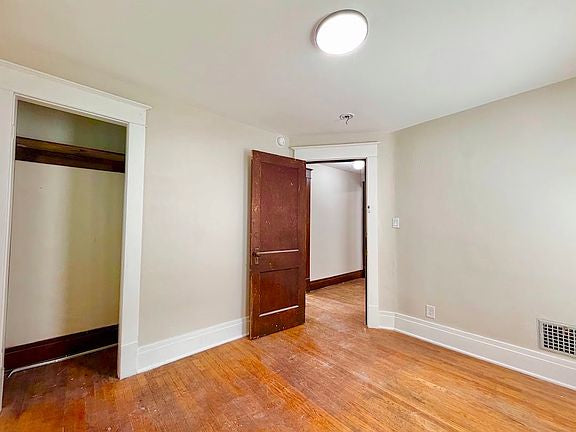 2 bed 1 bath - 74 Houston St, # 2, Buffalo, NY 14220