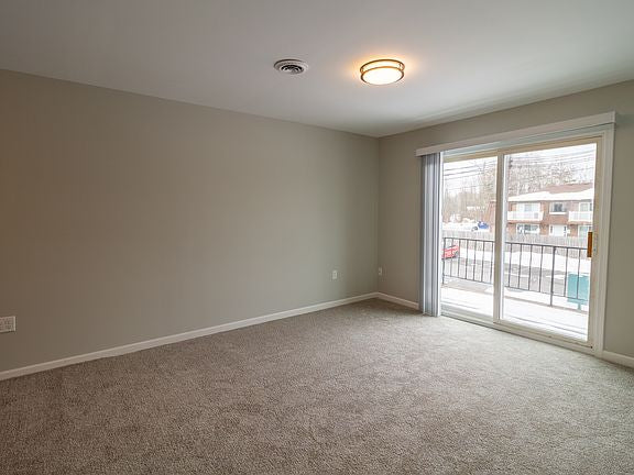2 bed 1 bath - 11 Robert Dr, APT 211, Lancaster, NY 14086