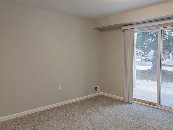 2 bed 1 bath - 11 Robert Dr, APT 211, Lancaster, NY 14086