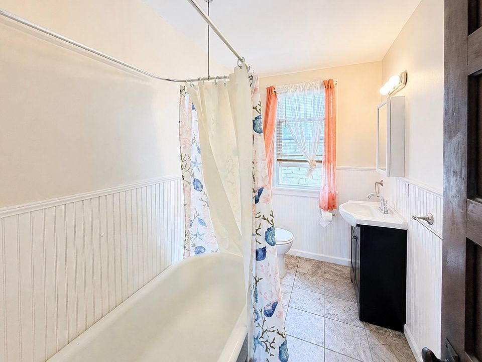 2 bed 1 bath - 403 14th St, # Ur, Buffalo, NY 14213