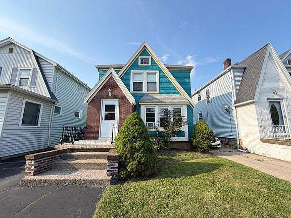 2 bed 1 bath - 390 Sanders Rd, Unit 2, Buffalo, NY 14216