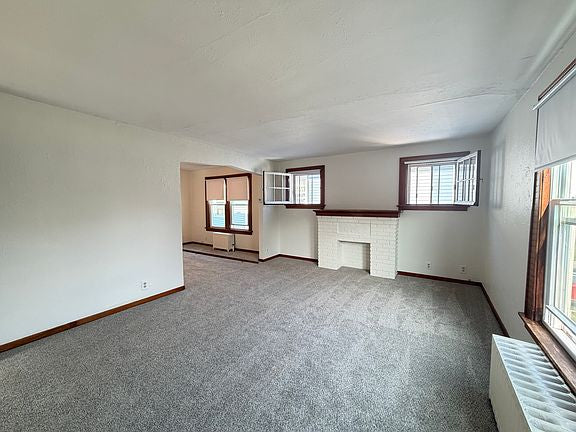 2 bed 1 bath - 390 Sanders Rd, Unit 2, Buffalo, NY 14216