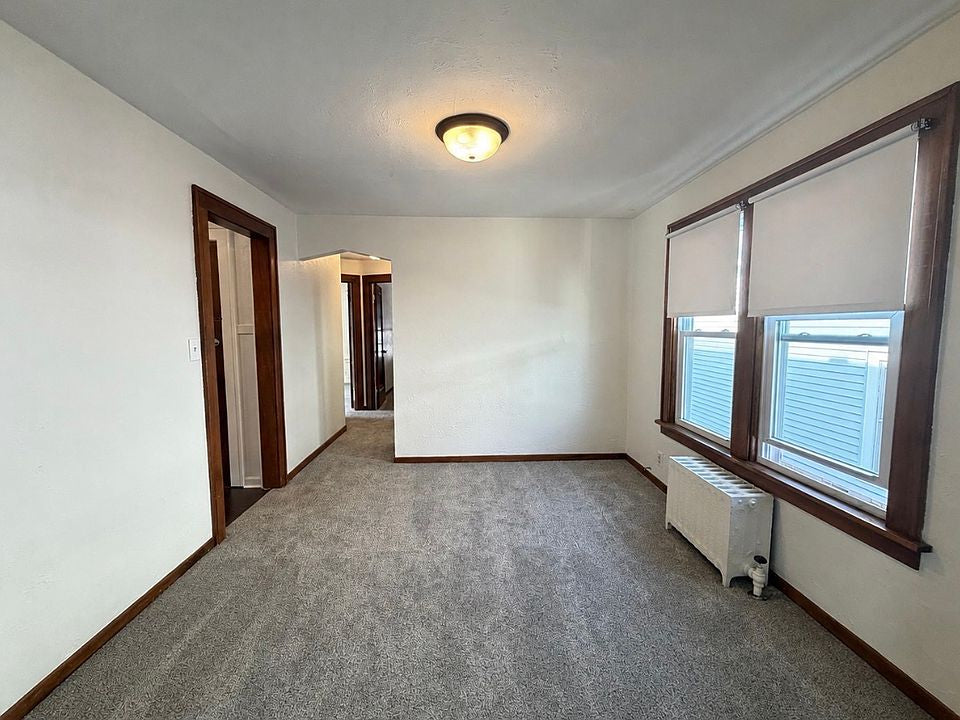 2 bed 1 bath - 390 Sanders Rd, Unit 2, Buffalo, NY 14216