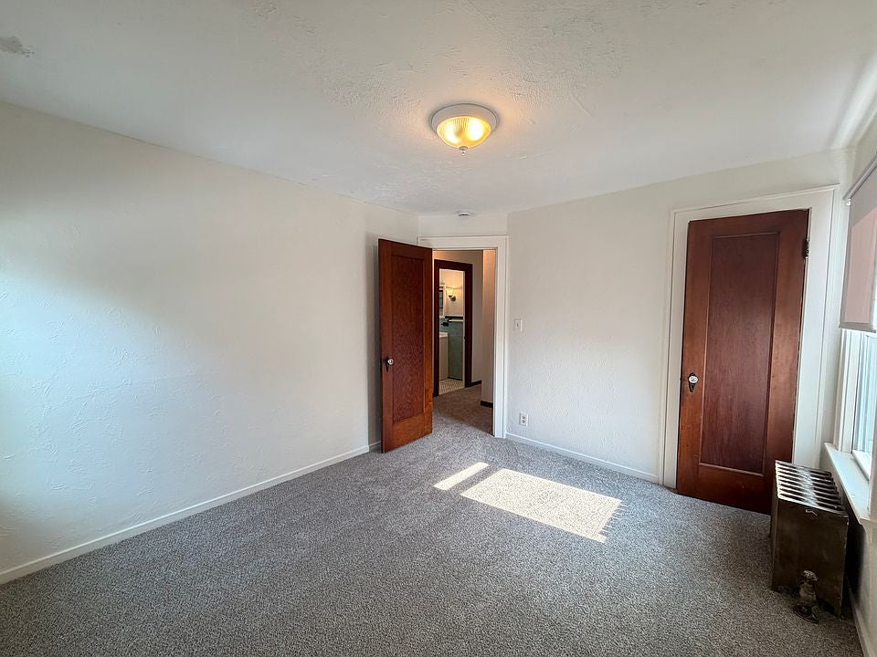 2 bed 1 bath - 390 Sanders Rd, Unit 2, Buffalo, NY 14216