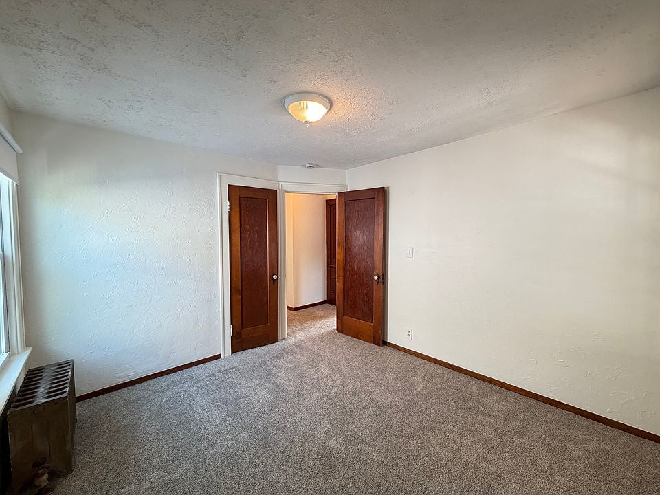 2 bed 1 bath - 390 Sanders Rd, Unit 2, Buffalo, NY 14216