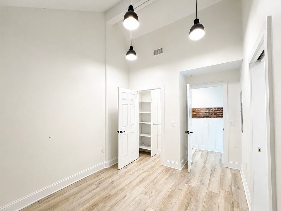 2 bed 1.5 bath - 204 High St, # 4, Buffalo, NY 14204