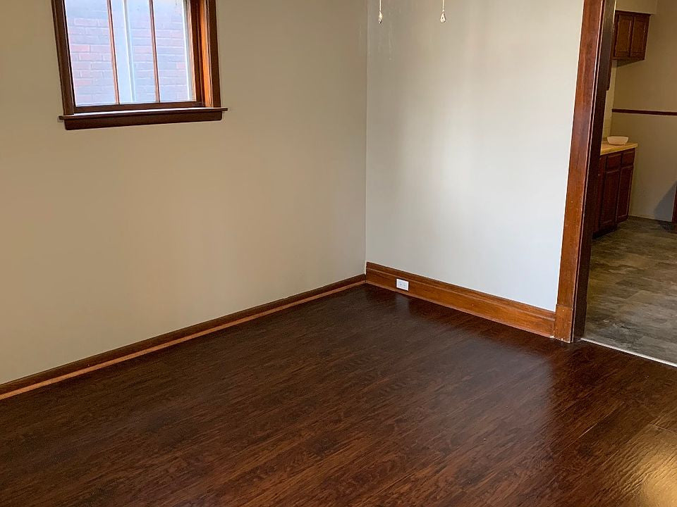 2 bed 1 bath - 2249 Welch Ave, Unit 2, Niagara Falls, NY 14303