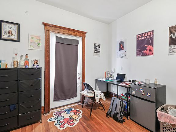 5 bed 1 bath - 144 Blaine Ave, # 2, Buffalo, NY 14208