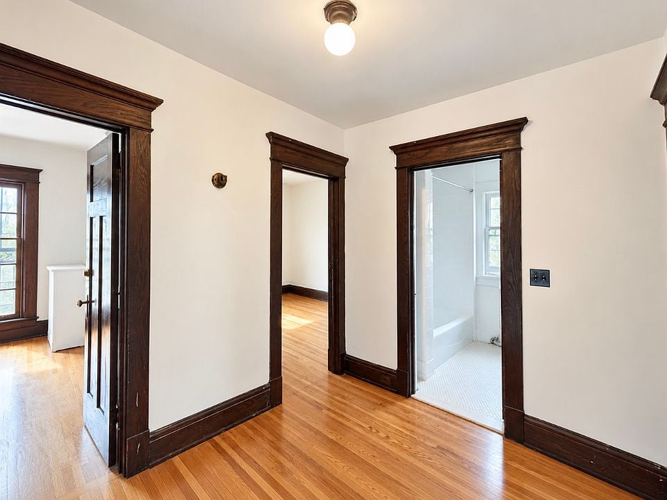 4 bed 2 bath - 55 Hughes Ave, Buffalo, NY 14208