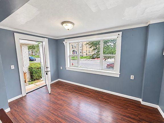 3 bed 1 bath - 116 Lafayette Ave, Buffalo, NY 14213