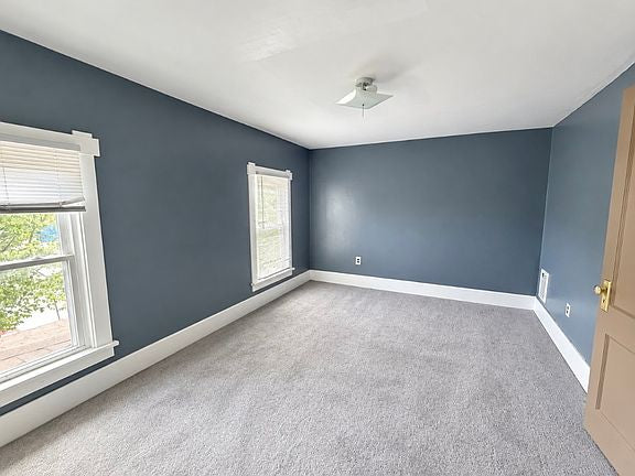 3 bed 1 bath - 116 Lafayette Ave, Buffalo, NY 14213