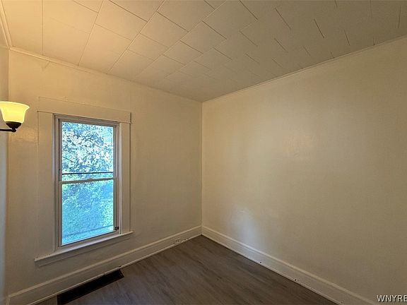3 bed 1 bath - 22 Remoleno St, Buffalo, NY 14220