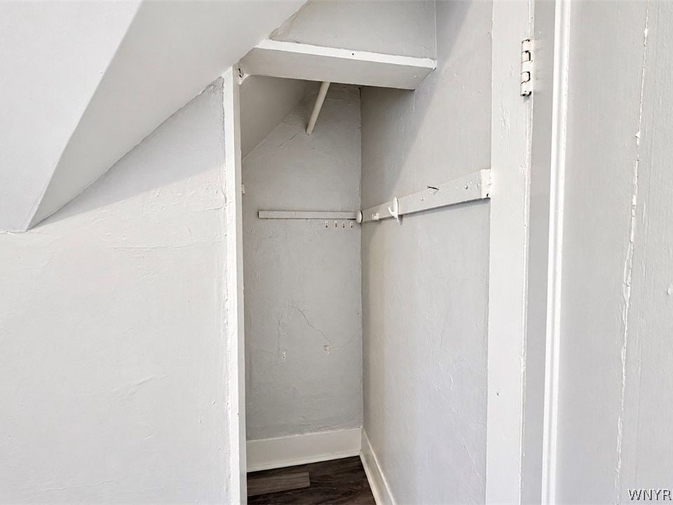 2 bed 1 bath - 339 Pennsylvania St, Buffalo, NY 14201
