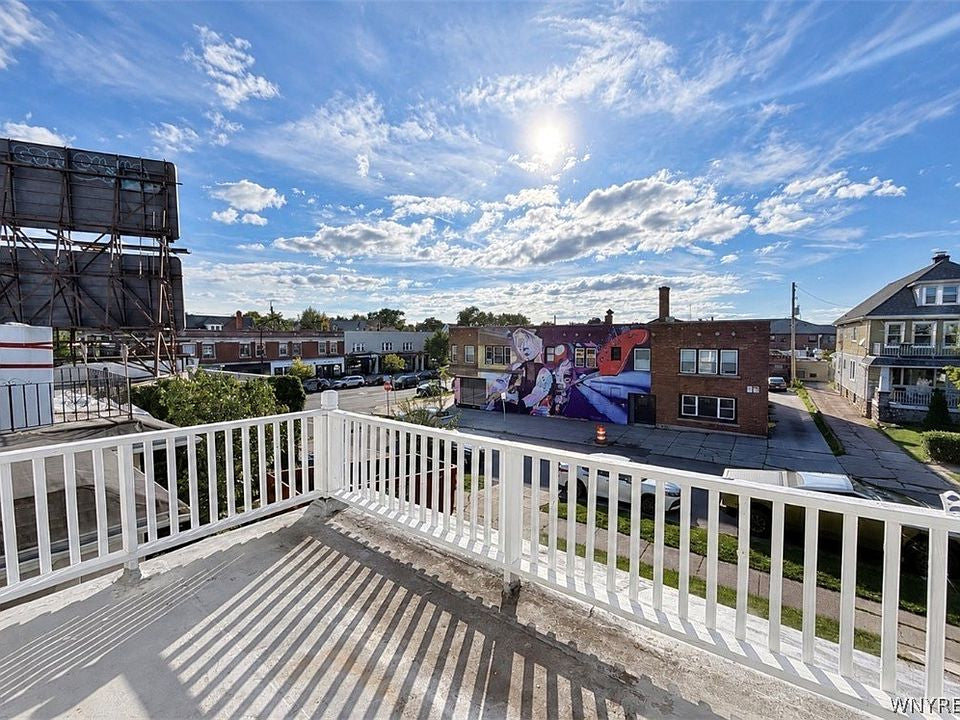 3 bed 1 bath - 9 Lovering Ave, # 2, Buffalo, NY 14216