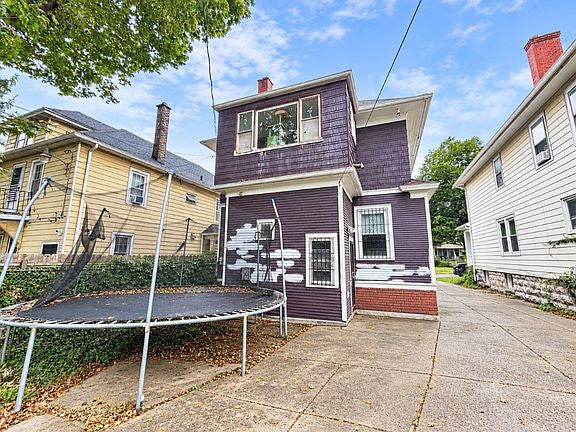 7 bed 3 bath - 33 Blaine Ave, Buffalo, NY 14208