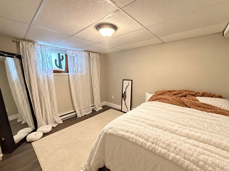 7 bed 3 bath - 33 Blaine Ave, Buffalo, NY 14208
